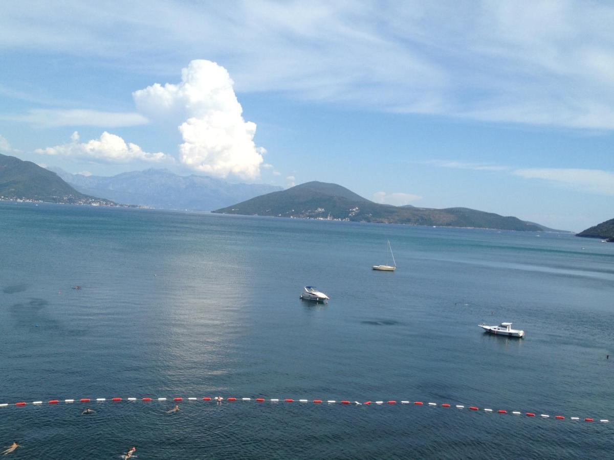 Hotel Vienna Herceg Novi Luaran gambar